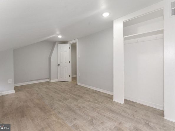 7701 Ridge Avenue, Philadelphia PA 19128