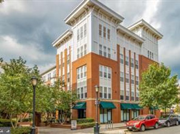 2665 Prosperity Avenue 416, Fairfax VA 22031