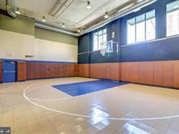 2665 Prosperity Avenue 416, Fairfax VA 22031