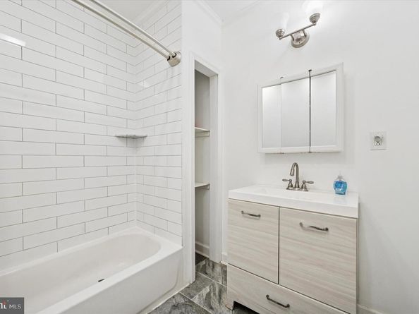 5534 Addison Street, Philadelphia PA 19143