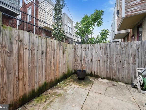 5534 Addison Street, Philadelphia PA 19143