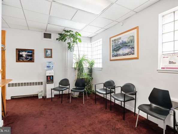 7100 Germantown Avenue, Philadelphia PA 19119