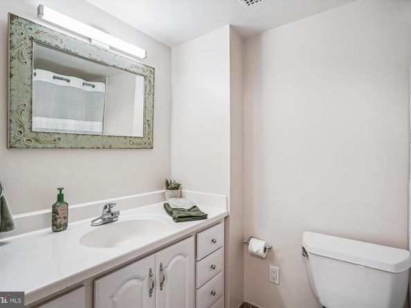 200 N Pickett Street 108, Alexandria VA 22304