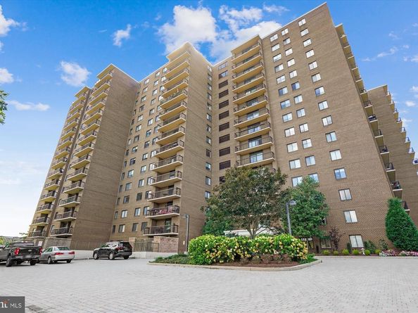200 N Pickett Street 108, Alexandria VA 22304
