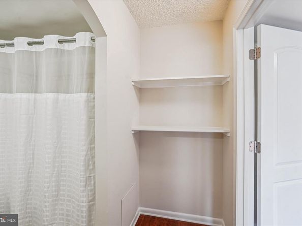 200 N Pickett Street 108, Alexandria VA 22304