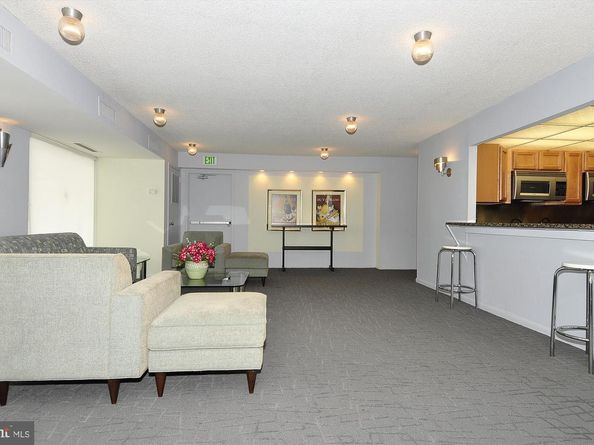 200 N Pickett Street 108, Alexandria VA 22304