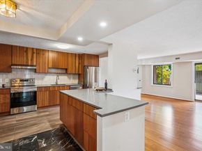 200 N Pickett Street 108, Alexandria VA 22304