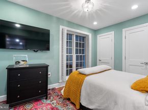 1111 M Street NW 2, Washington DC 20005