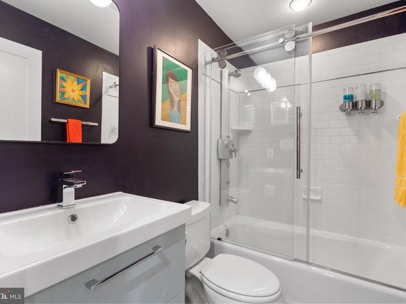 1111 M Street NW 2, Washington DC 20005