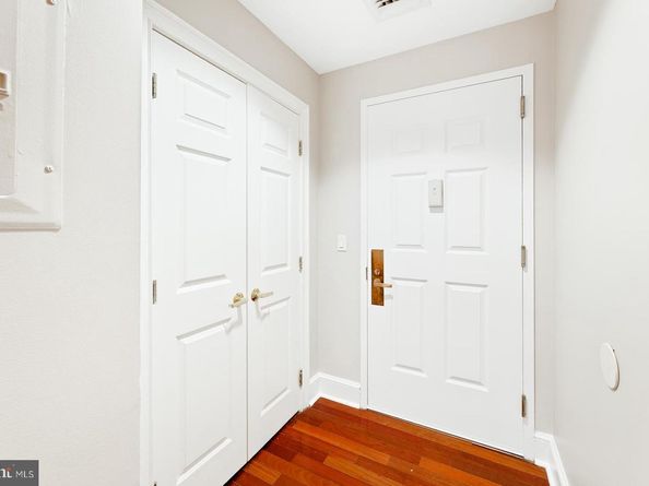 1500 Chestnut Street 19F, Philadelphia PA 19102