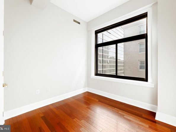 1500 Chestnut Street 19F, Philadelphia PA 19102