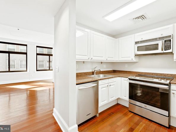 1500 Chestnut Street 19F, Philadelphia PA 19102