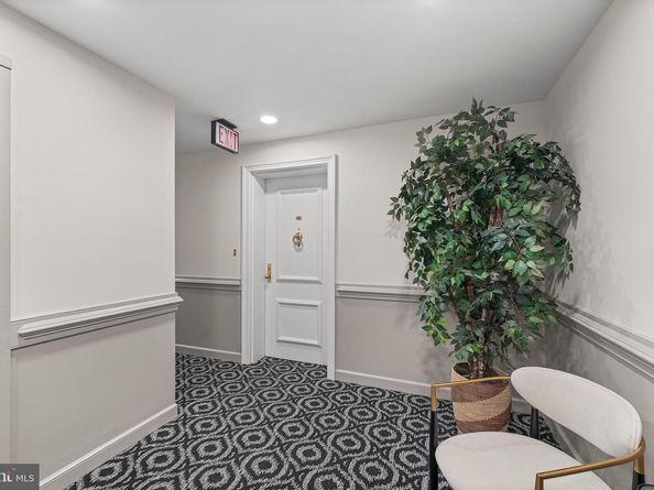 101 Cheswold Lane 3A, Haverford PA 19041