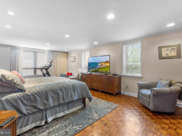 101 Cheswold Lane 3A, Haverford PA 19041