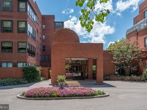 101 Cheswold Lane 3A, Haverford PA 19041