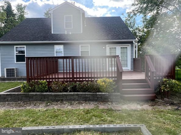 725 Rosa Avenue, Croydon PA 19021