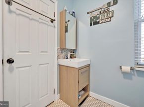 2620 Collins Street, Philadelphia PA 19125