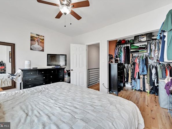 2620 Collins Street, Philadelphia PA 19125