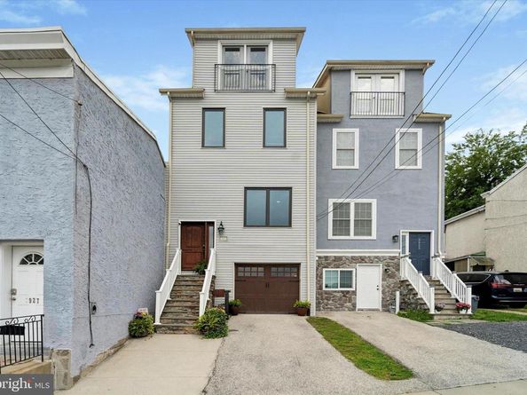3925 Dexter Street, Philadelphia PA 19128