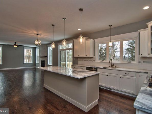 2617 County Line, Chalfont PA 18914