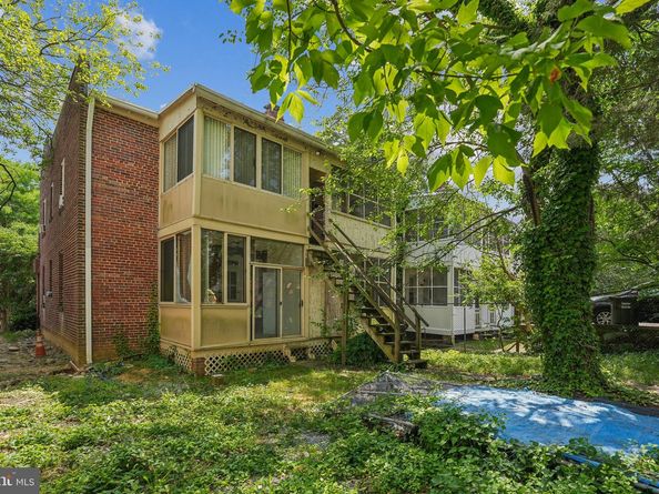 3925 W Street NW, Washington DC 20007