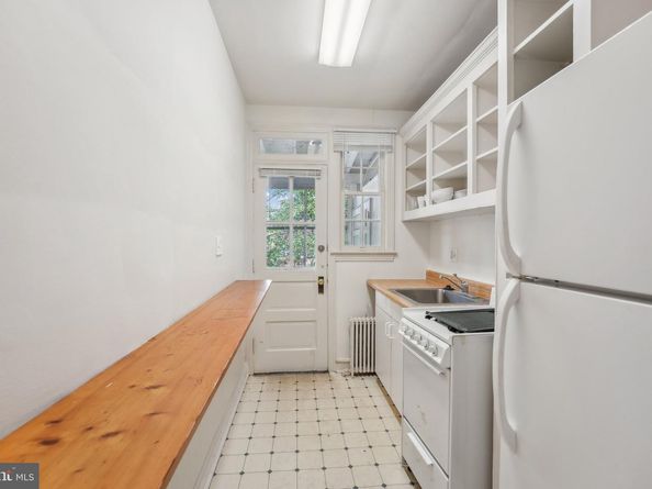 3925 W Street NW, Washington DC 20007