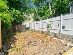 345 E Armat Street, Philadelphia PA 19144