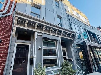 2125 N Front Street
