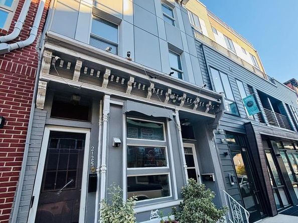 2125 N Front Street, Philadelphia PA 19122