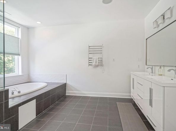 3313 Baring Street, Philadelphia PA 19104