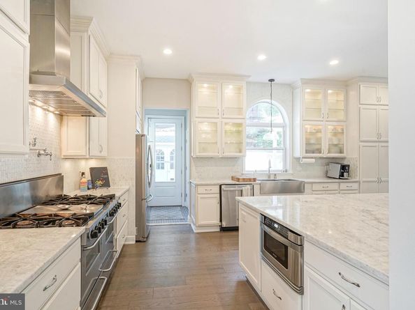 3313 Baring Street, Philadelphia PA 19104