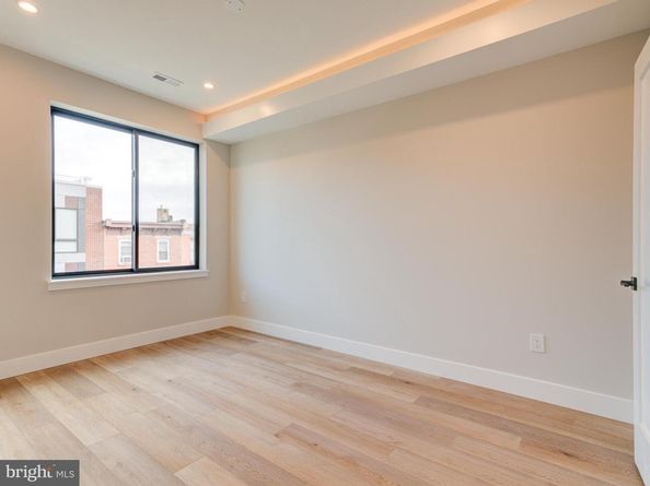 1740 N Marshall Street, Philadelphia PA 19122