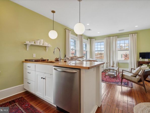 4952 Hazel Avenue, Philadelphia PA 19143