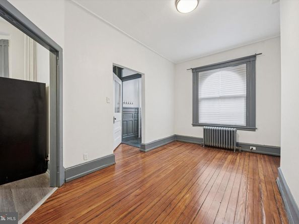 4952 Hazel Avenue, Philadelphia PA 19143