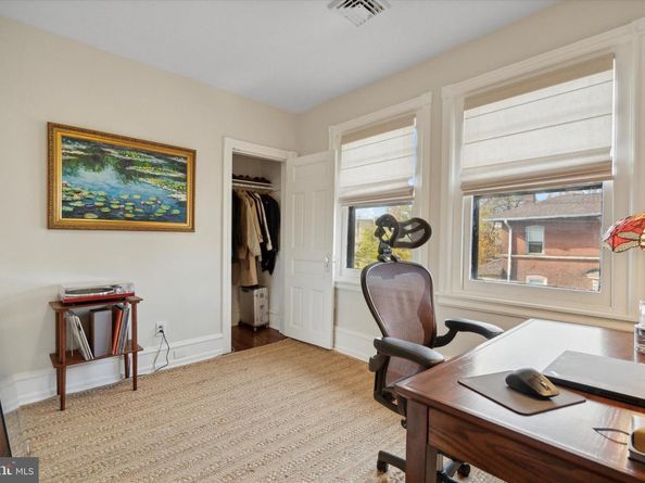 4952 Hazel Avenue, Philadelphia PA 19143