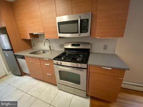 747 S 2nd Street, Philadelphia PA 19147