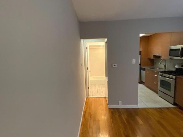 747 S 2nd Street, Philadelphia PA 19147