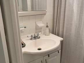 747 S 2nd Street, Philadelphia PA 19147