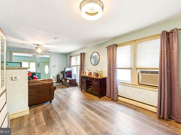 624 E Springfield Road, Springfield PA 19064