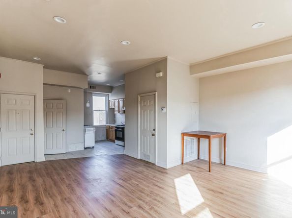 1542 N 15TH Street, Philadelphia PA 19121