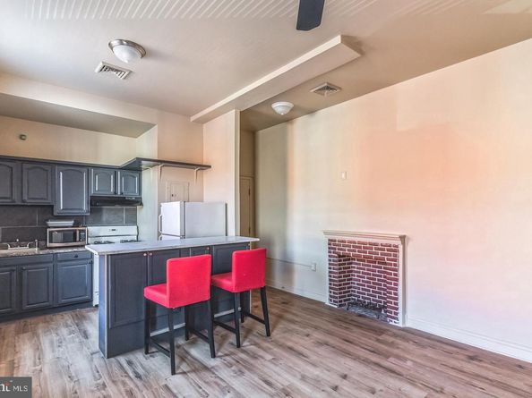1542 N 15TH Street, Philadelphia PA 19121