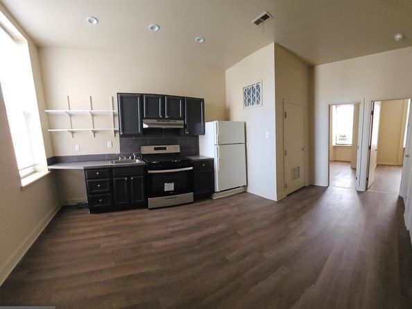 1542 N 15TH Street, Philadelphia PA 19121