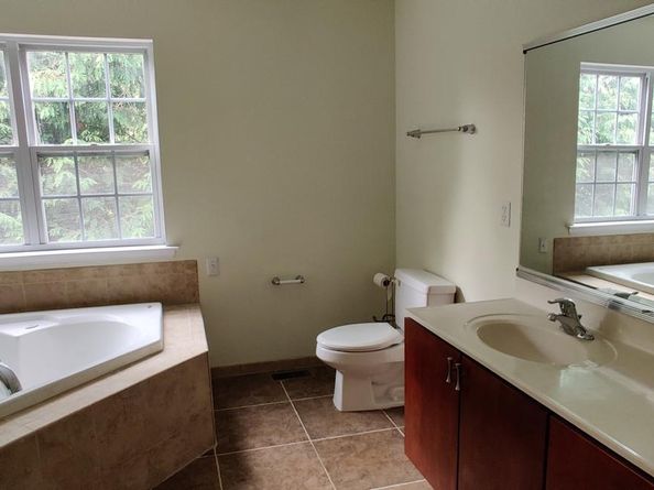 213 Cottage Avenue, Horsham PA 19044