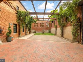 774 Girard Street NW 7W, Washington DC 20001