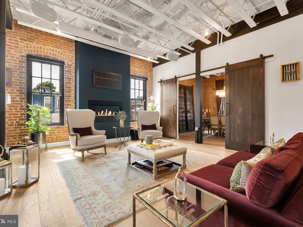 774 Girard Street NW 7W, Washington DC 20001