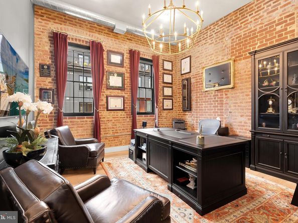 774 Girard Street NW 7W, Washington DC 20001