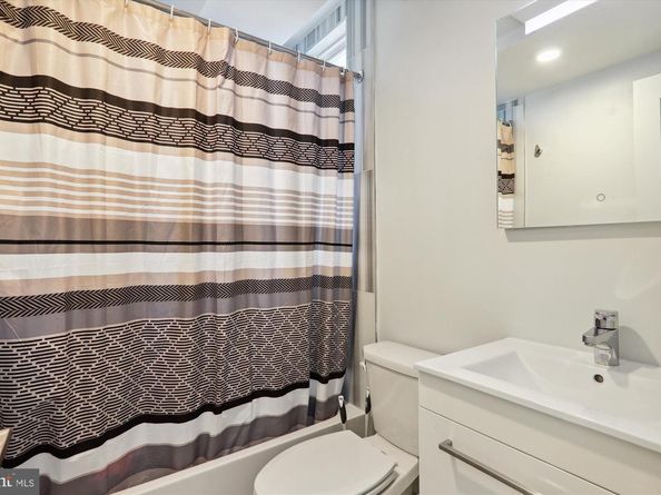 5024 9TH Street NW 203, Washington DC 20011