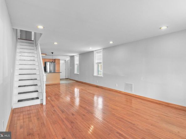 152 Tree Street, Philadelphia PA 19148