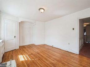 226 E Sedgwick Street, Philadelphia PA 19119