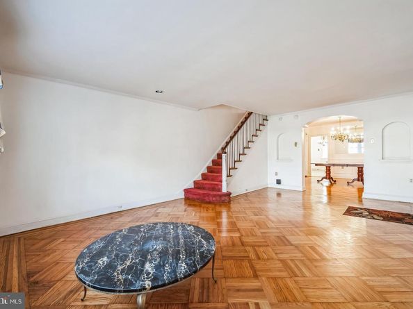 226 E Sedgwick Street, Philadelphia PA 19119